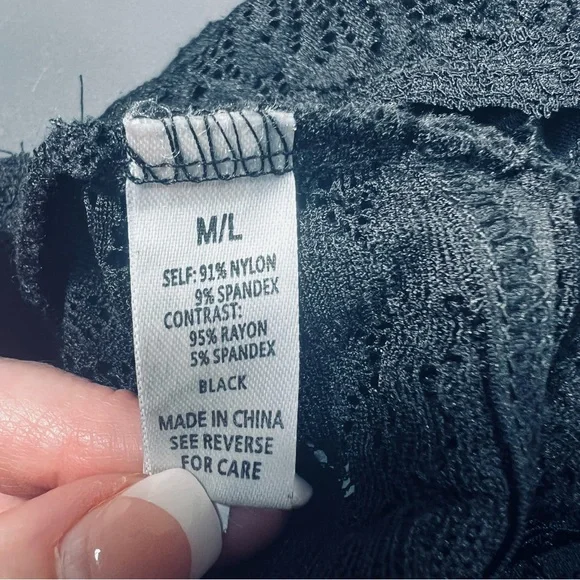 Wishlist Barlett Black Lace Size M/L - Picture 7 of 7